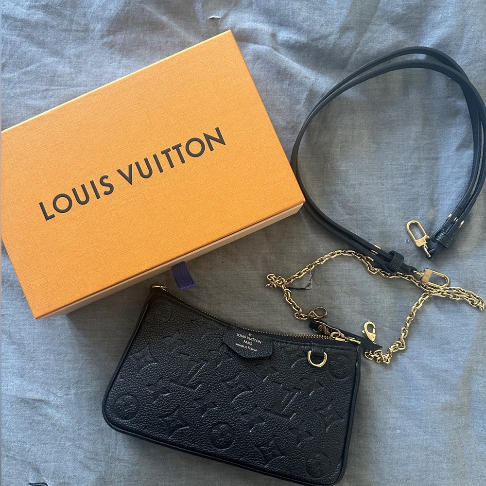 Easy Pouch on Strap
